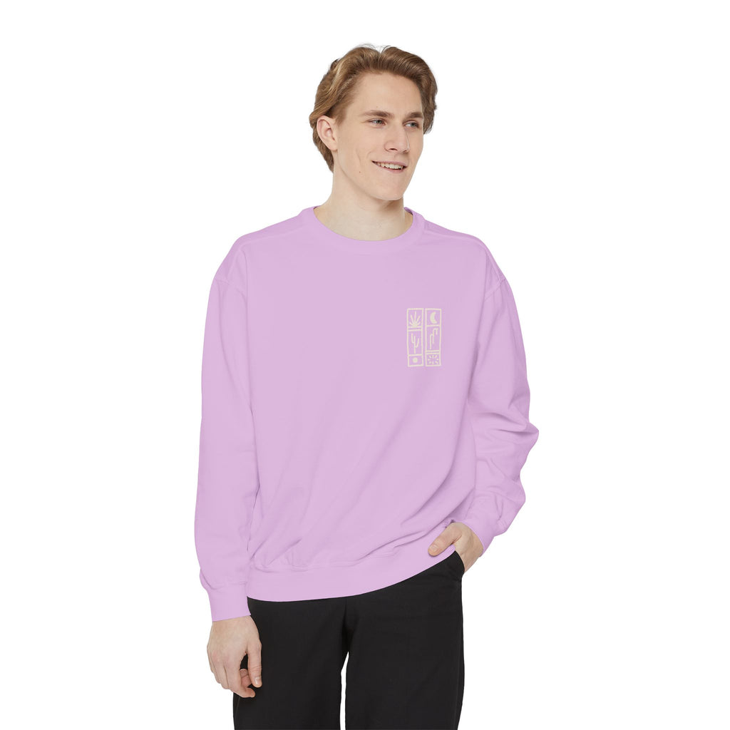 Cozy Unisex Garment-Dyed Sweatshirt with Spiraled Design - Perfect for Relaxation and Everyday Style (10478049329311)